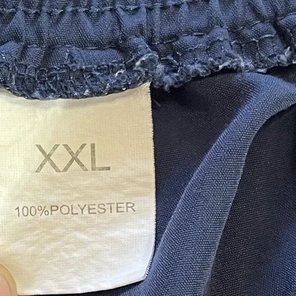 Men's Navy Cargo Pants~ Lightweight ~
Size XXL~ Elastic and Belt Loop waist - Picture 2 of 12